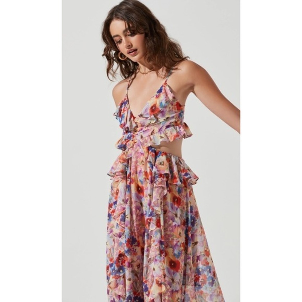 astr palace floral ruffle cutout maxi dress - Picture 3 of 6